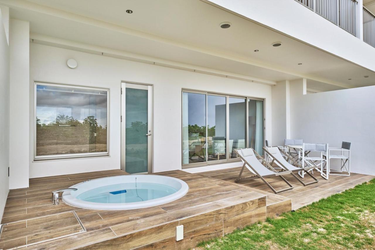 Watermark Hotel Okinawa Miyakojima Exterior photo